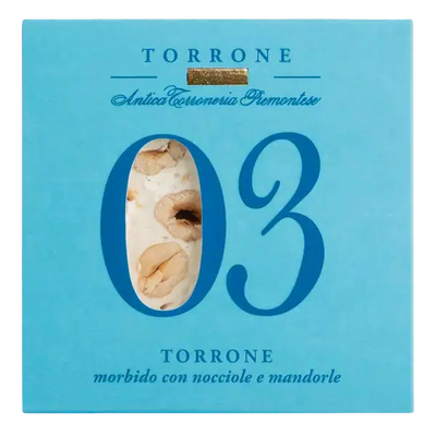 Nougat mit Piemont-Haselnüssen von Antica Torroneria Piemontese und Mandeln in Verpackung mit Sichtfenster
